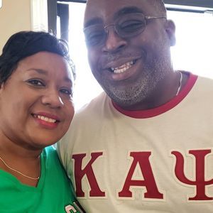 Meet your Posher, Maxine